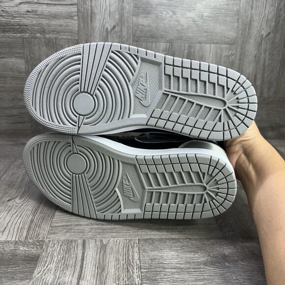 Jordan 1 Retro High OG Women's size 7.5 Satin Shadow Shoes FD4810-010 - Picture 7 of 8